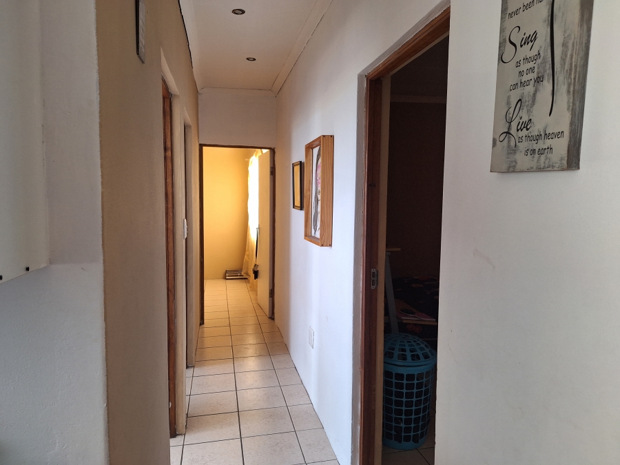 To Let 2 Bedroom Property for Rent in Mosel Eastern Cape